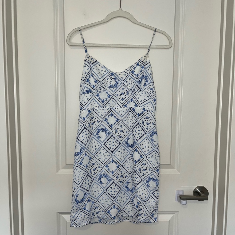 Altar’d State Blue and White Floral Patterned Women's Dress